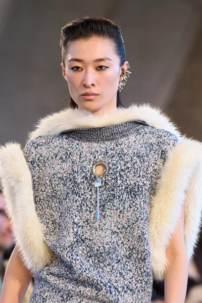 Look 39